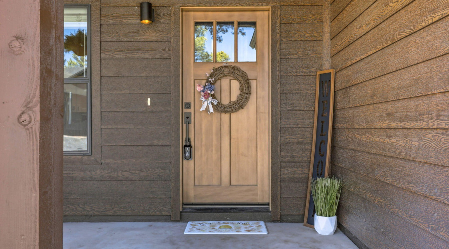 Eagle View - Front Door