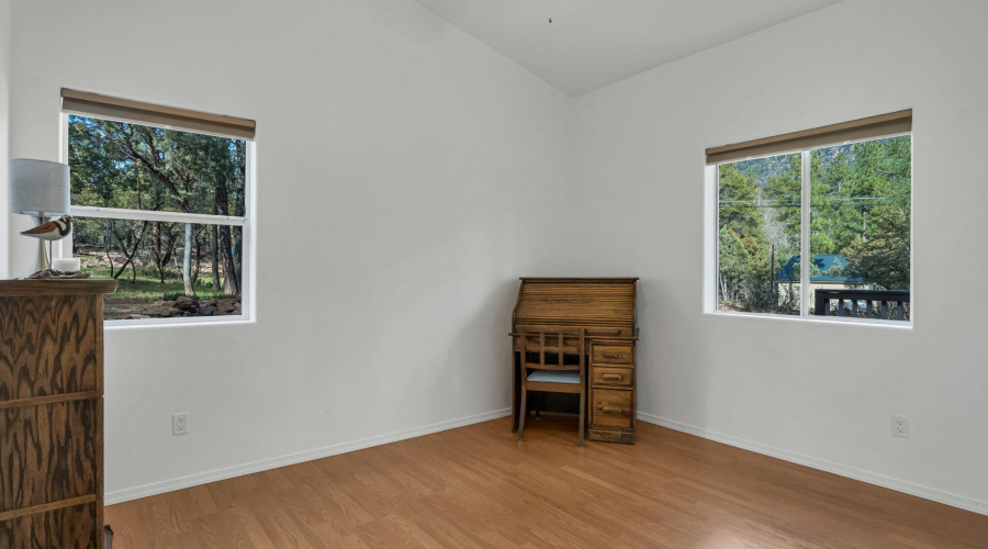 13-web-or-mls-TimberCreekImagery-11