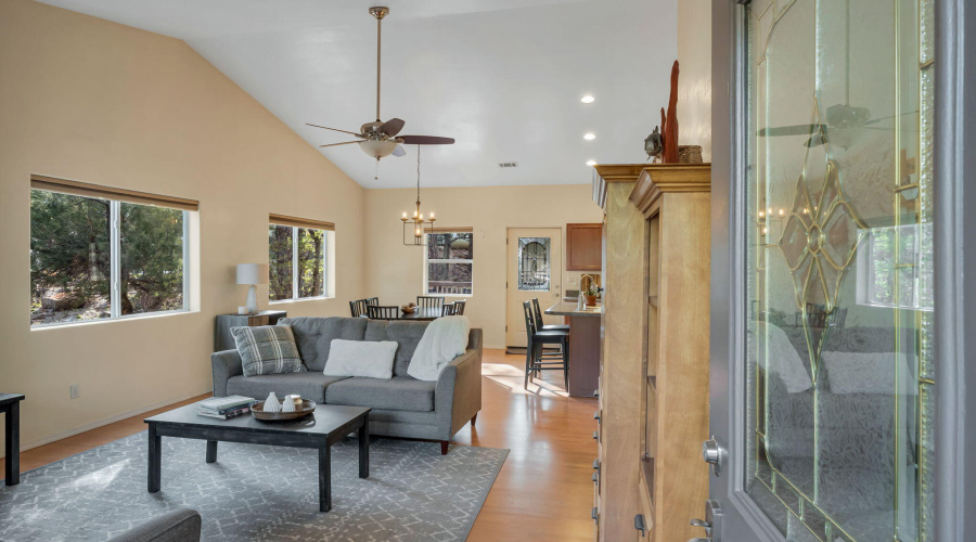 4-web-or-mls-TimberCreekImagery-1