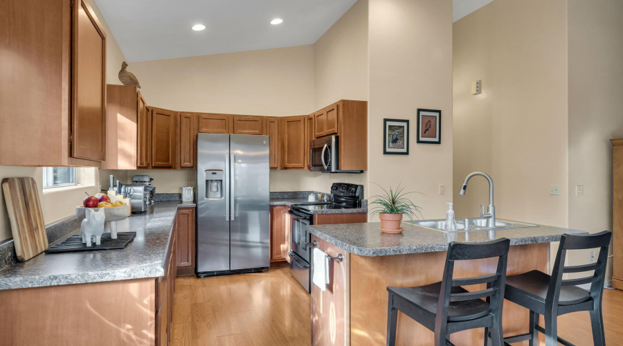 8-web-or-mls-TimberCreekImagery-5