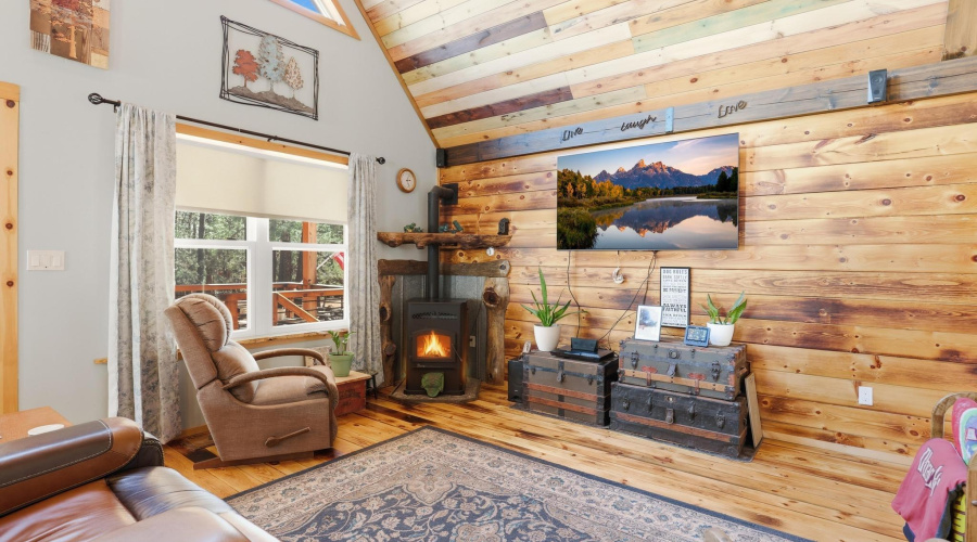 mead_ranch_2_houses_016