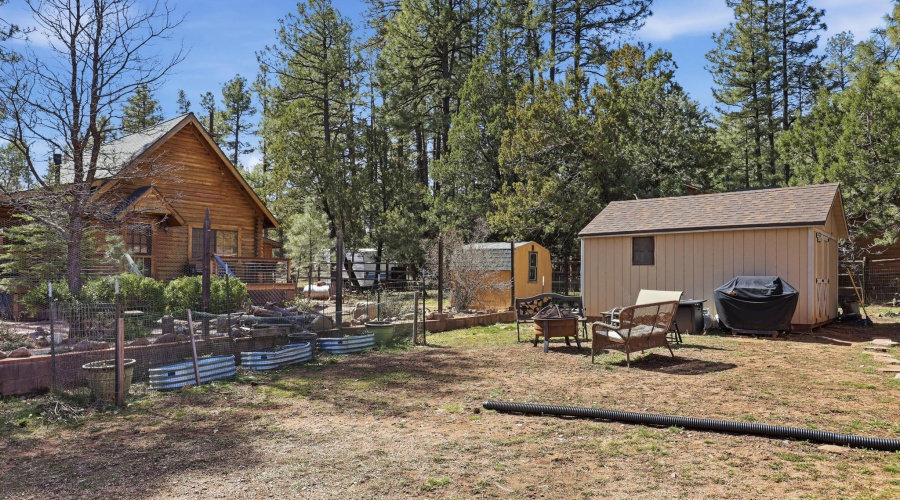 mead_ranch_2_houses_036