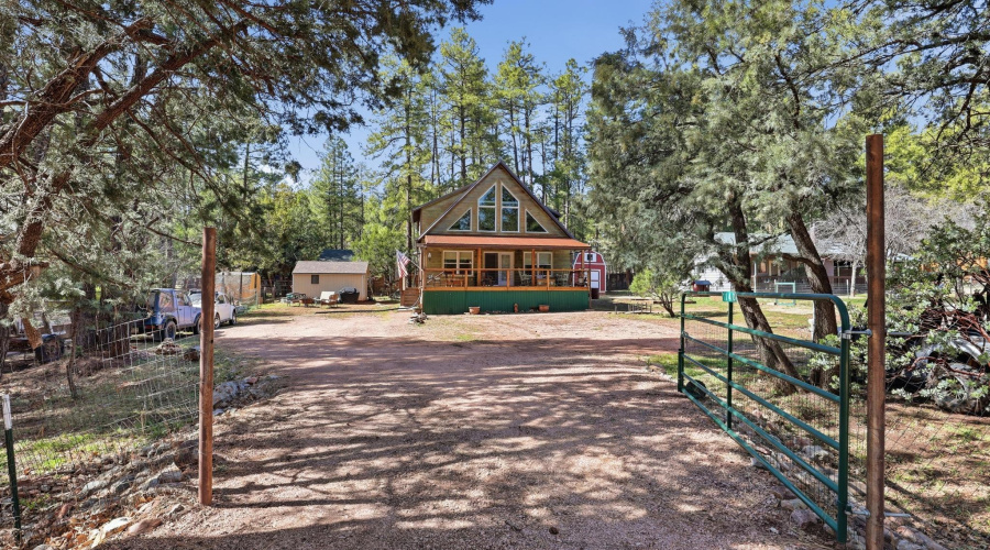 mead_ranch_2_houses_048