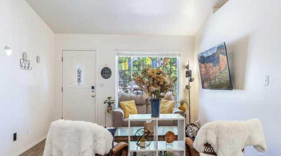 Living room 2