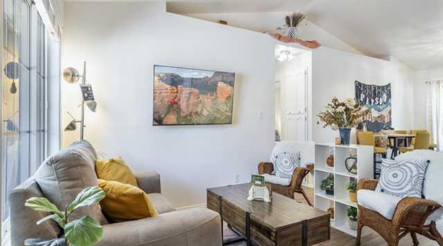 Living room2