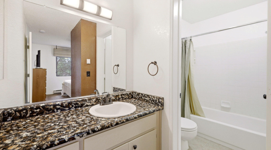 2700SWhiteMountainRdUnit1125-ShowLow-AZ-