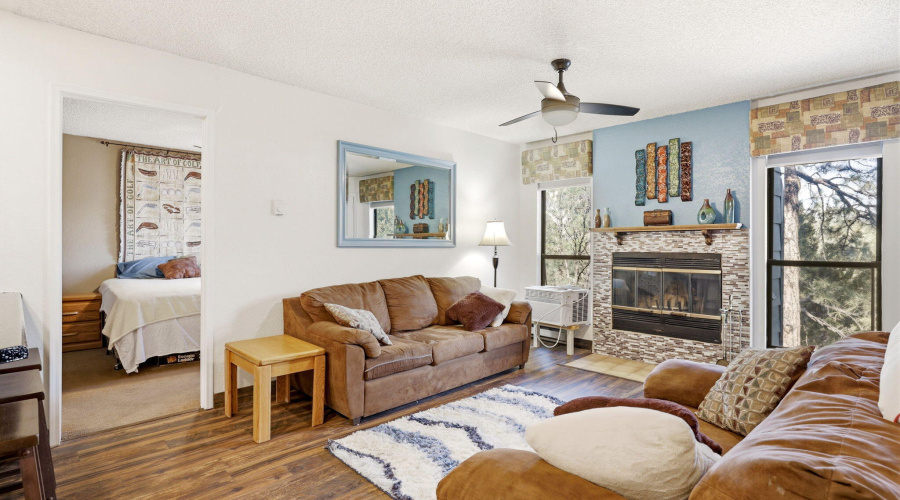 2700SWhiteMountainRdUnit1125-ShowLow-AZ-