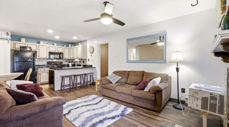 2700SWhiteMountainRdUnit1125-ShowLow-AZ-
