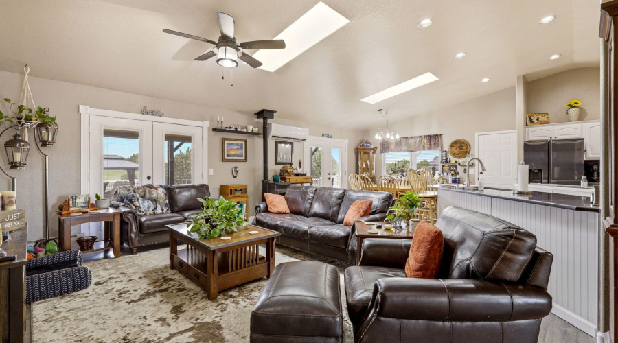 Living room 2