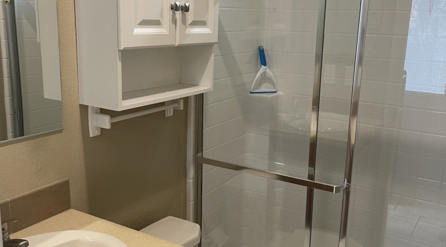 3880 Bathroom
