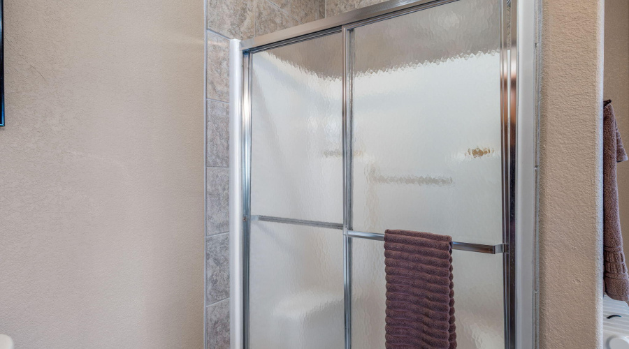 Guest house shower