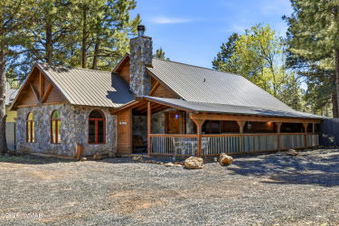 4971 Buck Springs Road, Pinetop, Arizona 85935, Bedrooms, ,Bathrooms,Residential,For Sale,Buck Springs,260414