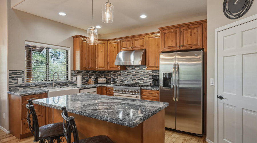 11 Open kitchenware