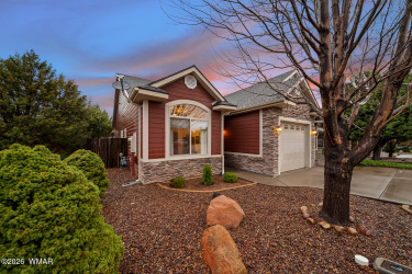 1700 Greens Peak Parkway, Show Low, Arizona 85901, Bedrooms, ,Bathrooms,Residential,For Sale,Greens Peak,260472