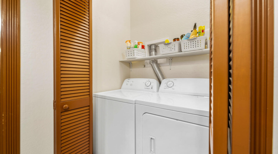 LAUNDRY AREA
