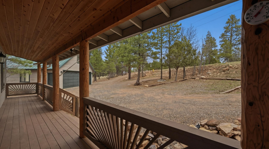 3 Front deck