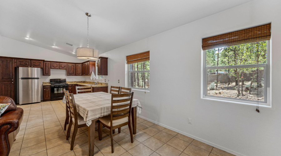 Dining to Kitchen