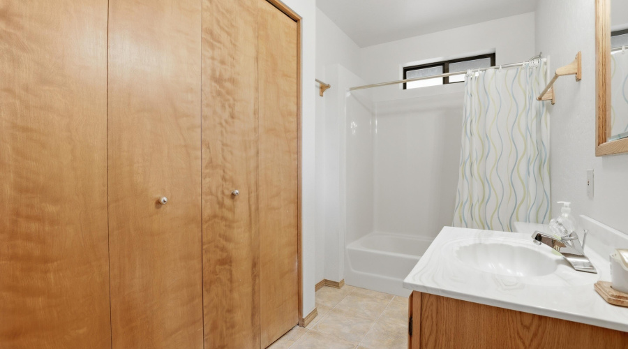 mls-Canyon_Vista_022