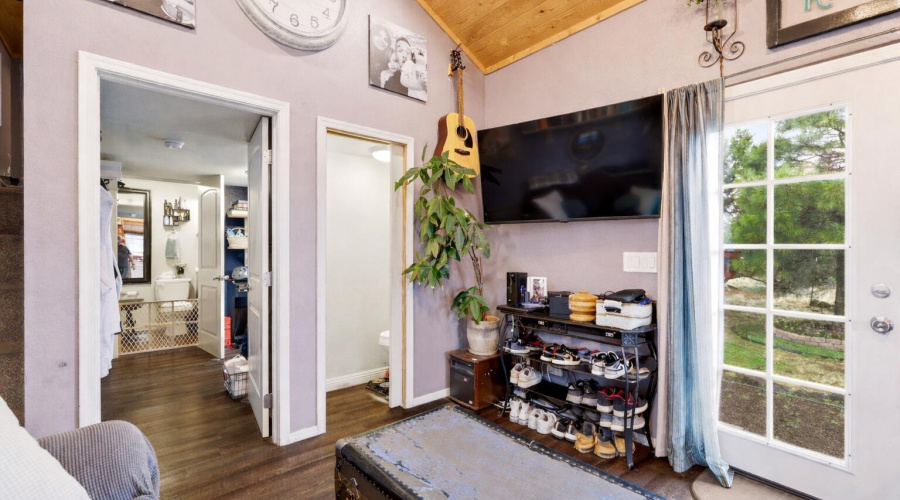 Living room 1