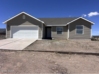 850 Horseshoe Lane, St. Johns, Arizona 85936, Bedrooms, ,Bathrooms,Residential,For Sale,Horseshoe,260502