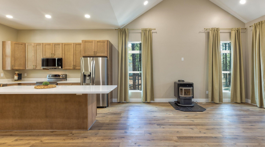 913 Birdsong Way, Lakeside, AZ 85929