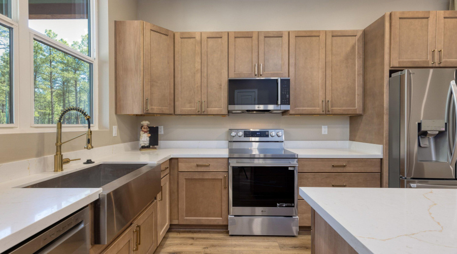 913 Birdsong Way, Lakeside, AZ 85929