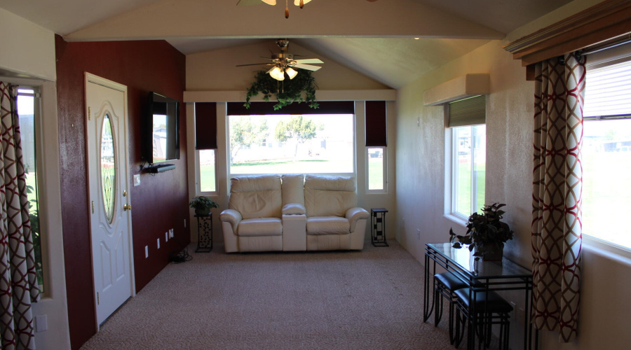 8276 Lake Shore Drive, Show Low, AZ