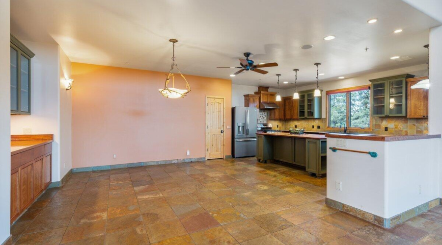 Dining Area 2