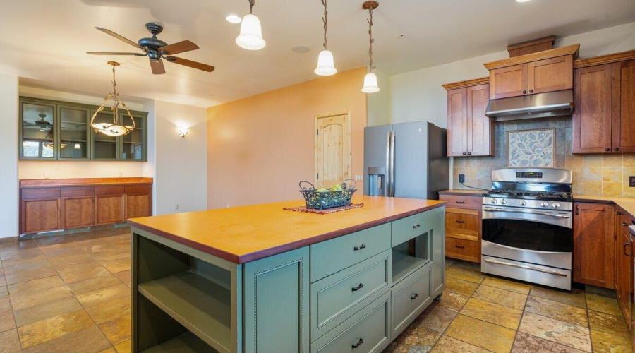 Kitchen 3