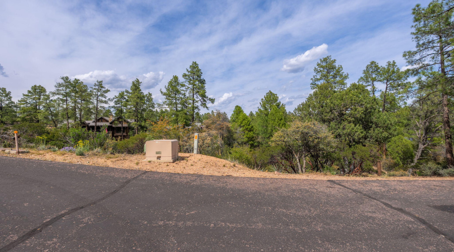 3008 E Arrow Point - 02
