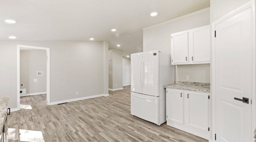 2101WParkValleyRd-ShowLowAZ-10