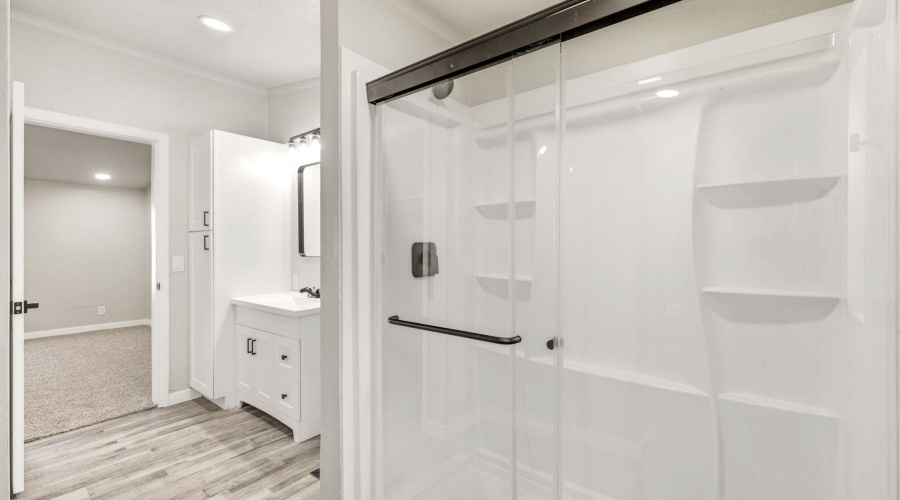 2101WParkValleyRd-ShowLowAZ-16