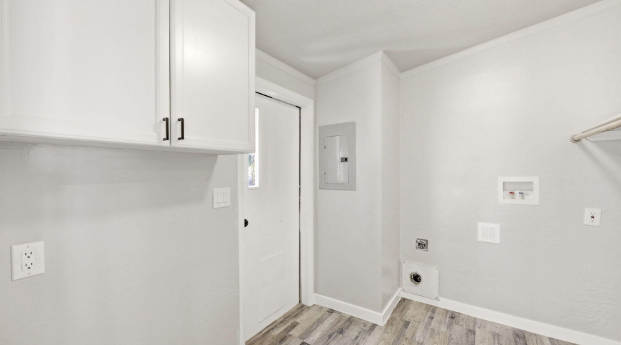 2101WParkValleyRd-ShowLowAZ-23
