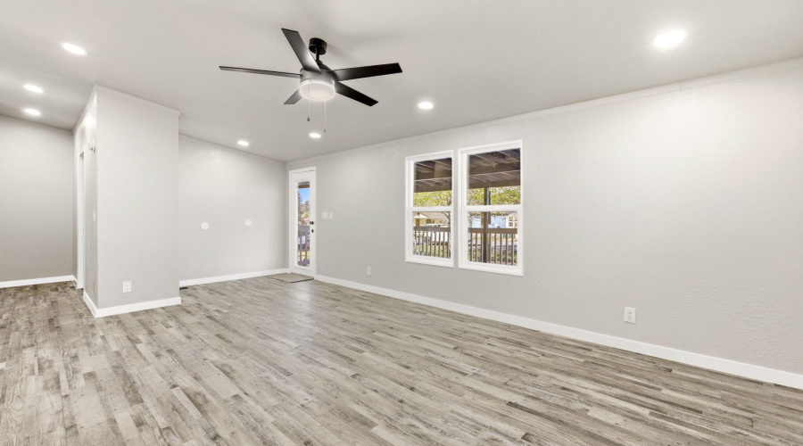 2101WParkValleyRd-ShowLowAZ-6