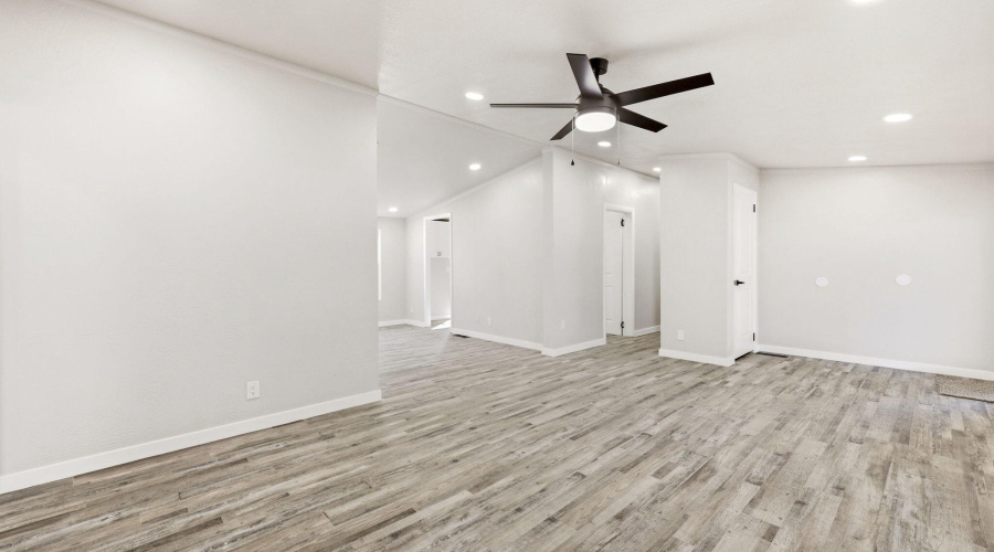 2101WParkValleyRd-ShowLowAZ-7