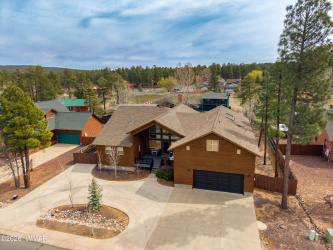 2131 Woodland Hills Lane, Pinetop, Arizona 85935, Bedrooms, ,Bathrooms,Residential,For Sale,Woodland Hills,260537