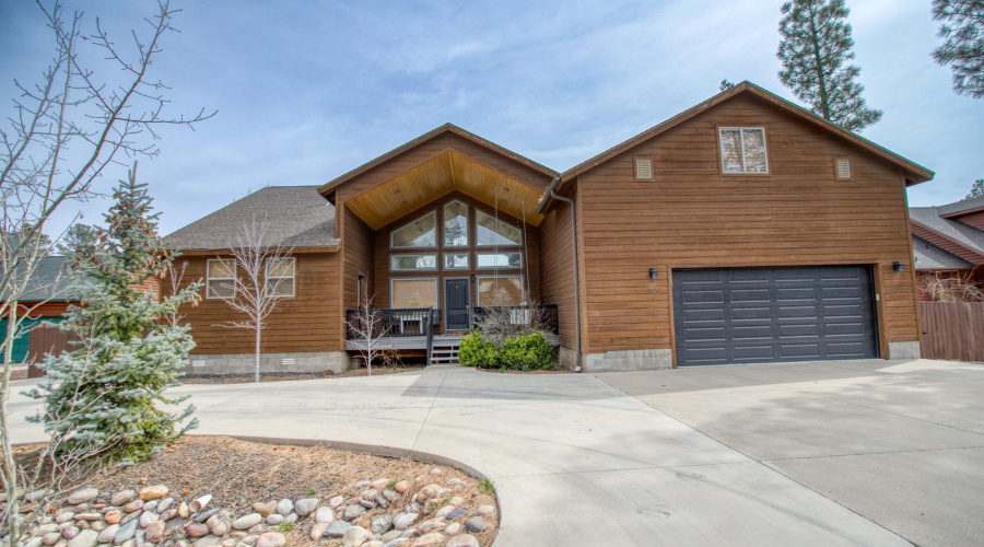 2131 S Woodland Hills Ln