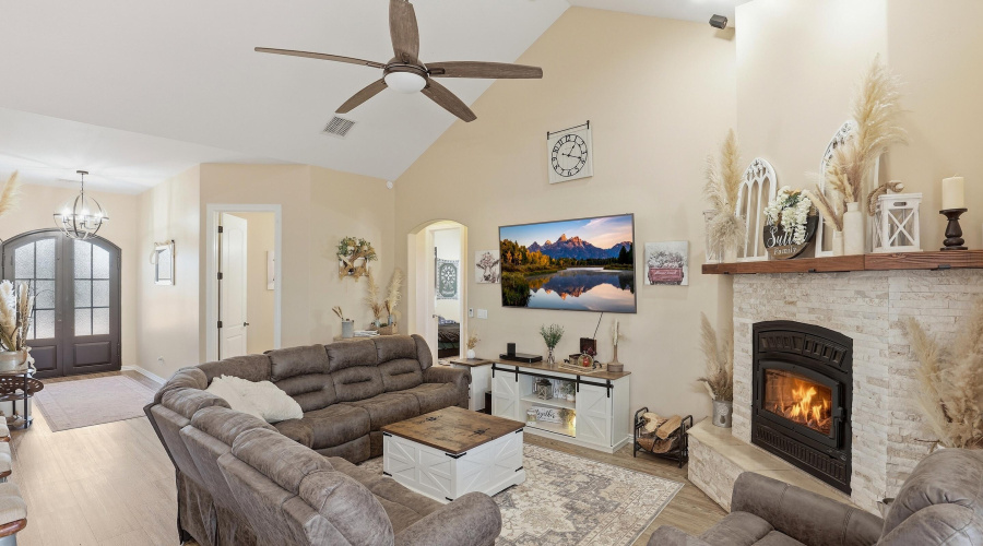 Living Room (1)