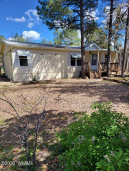 945 8Th Drive, Show Low, Arizona 85901, Bedrooms, ,Bathrooms,Residential,For Sale,8Th,260520