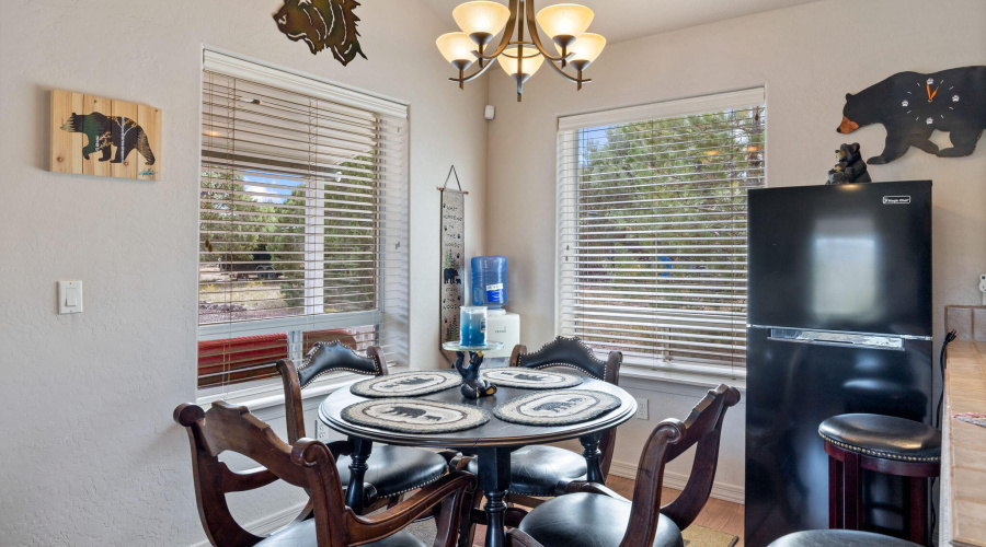 Guest House Dining