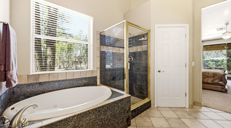 2236RoundaboutWay-Overgaard-AZ-19