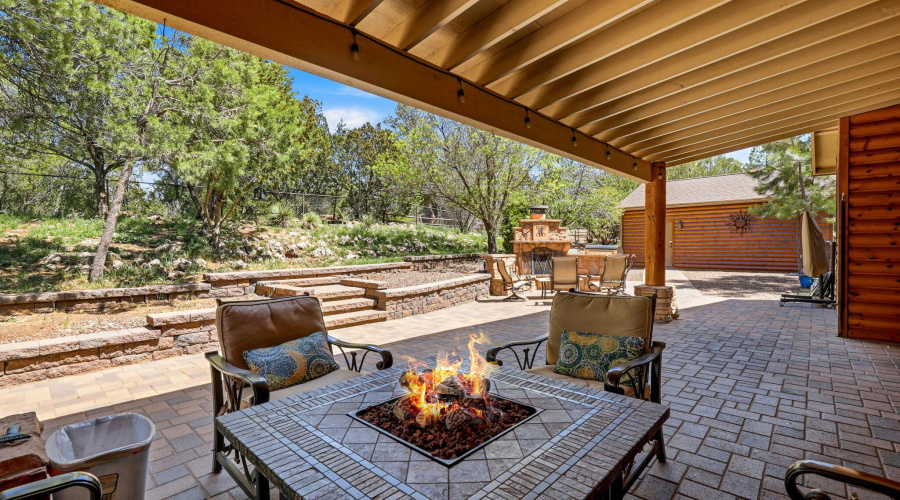 2236RoundaboutWay-Overgaard-AZ-28