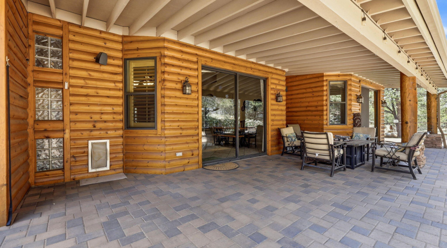 2236RoundaboutWay-Overgaard-AZ-29