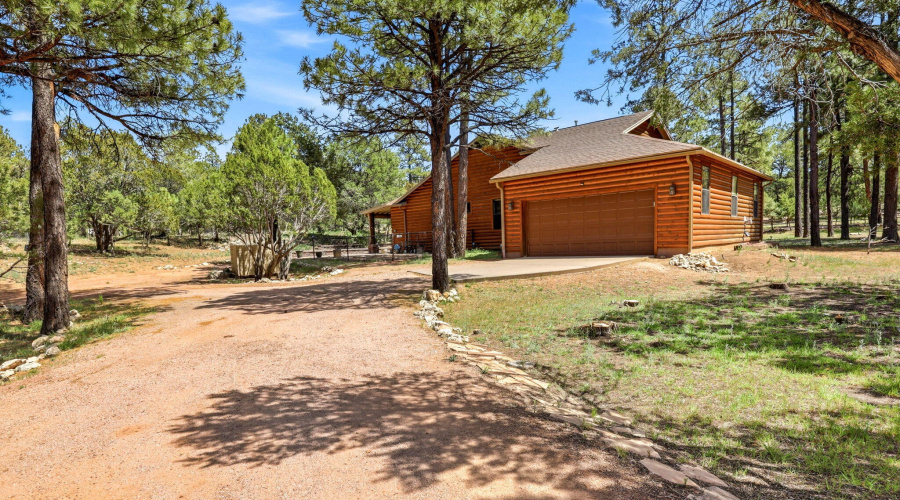 2236RoundaboutWay-Overgaard-AZ-3