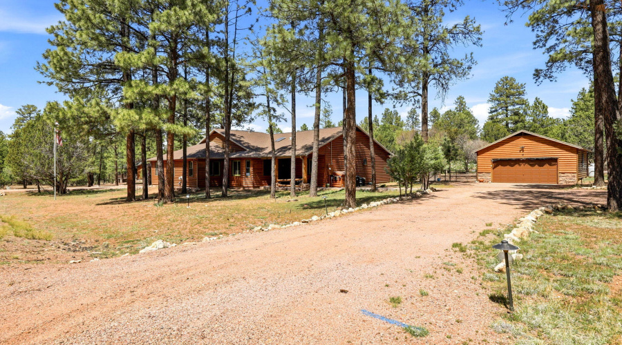2236RoundaboutWay-Overgaard-AZ-2