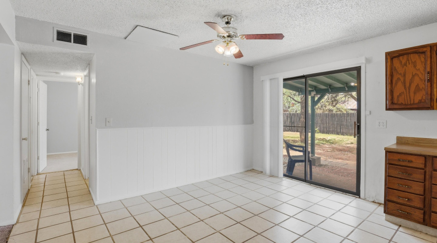 Dining Room (2)