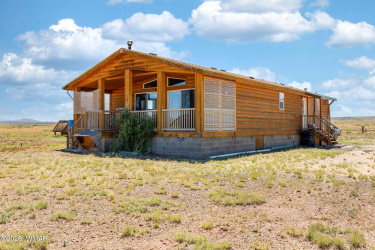 36 County Road 6034, St. Johns, Arizona 85936, Bedrooms, ,Bathrooms,Residential,For Sale,County Road 6034,259722