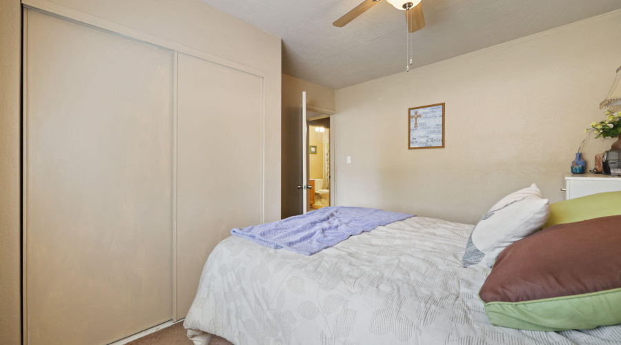 3566BlackBearRun-HeberOvergaard-AZ-15