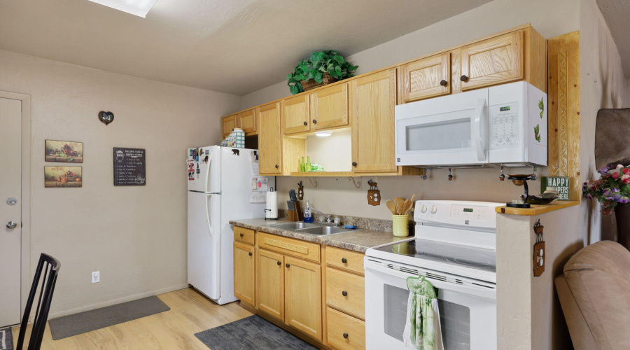 3566BlackBearRun-HeberOvergaard-AZ-9