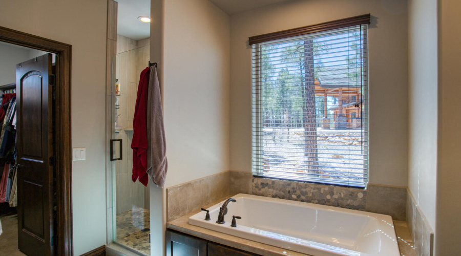 Primary bath 2